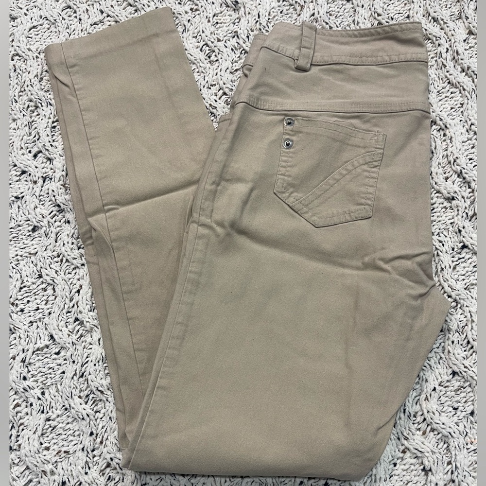 TeenBell Women's Slim High-Waist Pants in Taupe